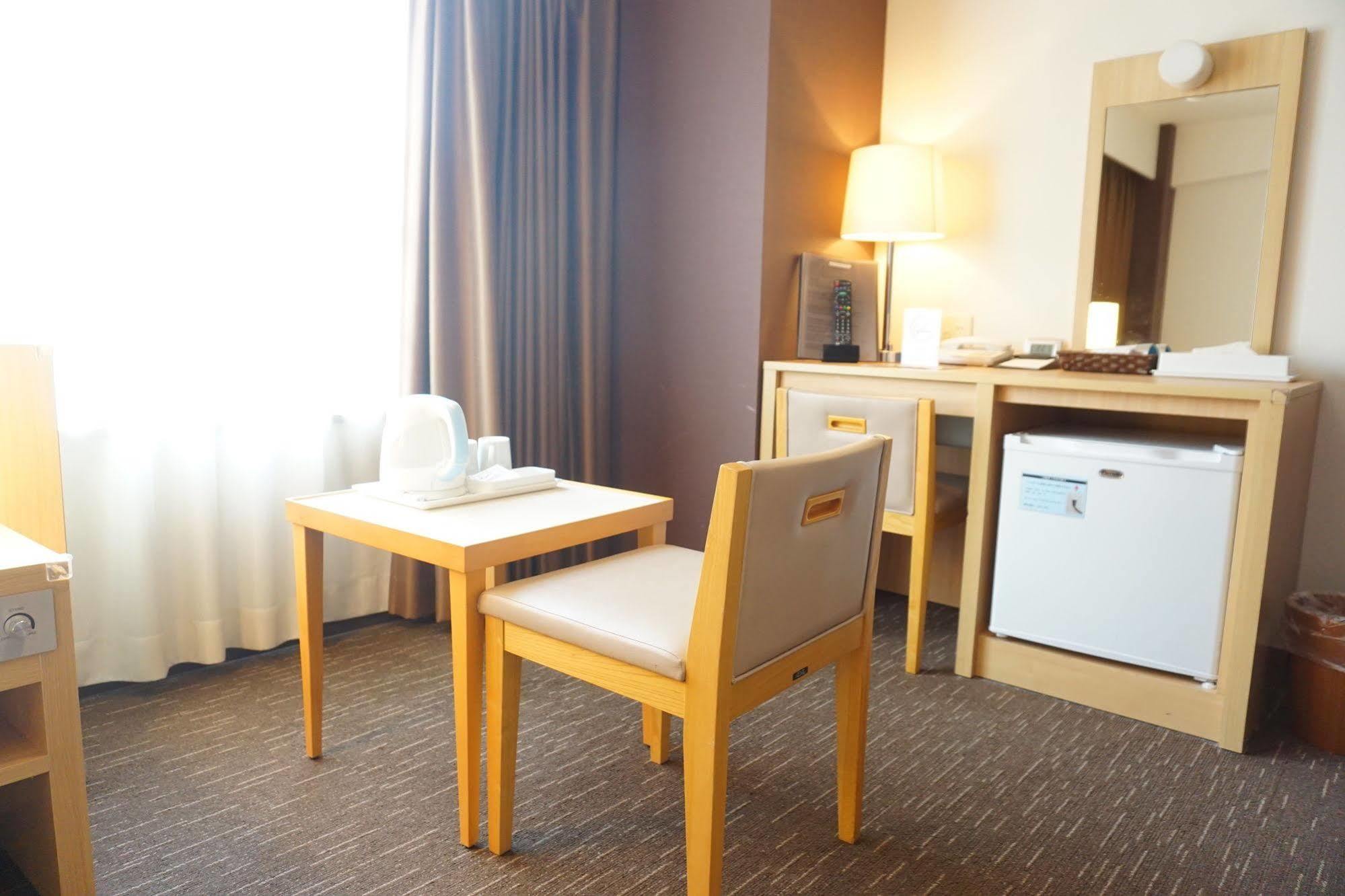 Hotel Sunline Fukuoka Hakata Ekimae Dış mekan fotoğraf