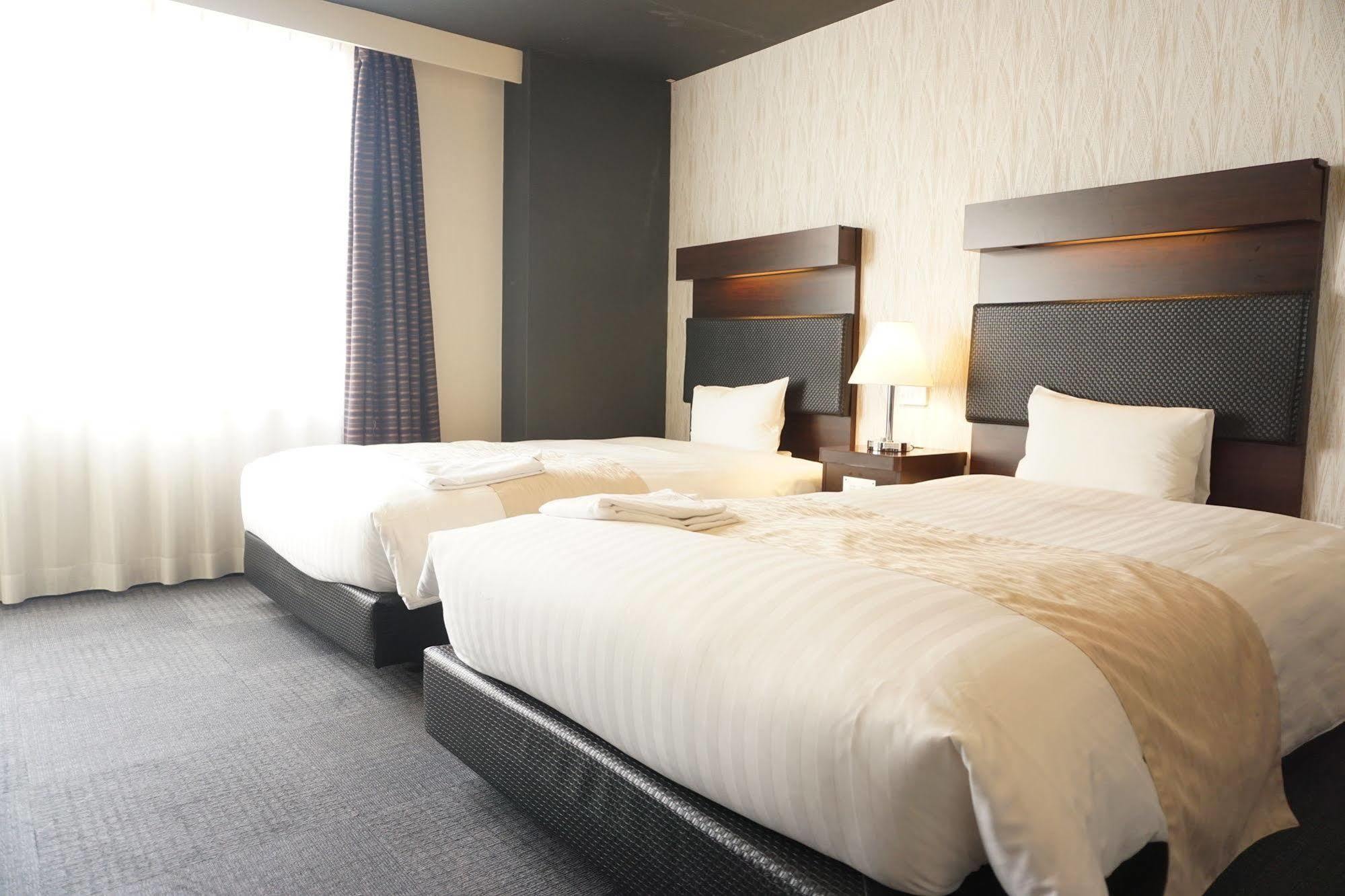 Hotel Sunline Fukuoka Hakata Ekimae Dış mekan fotoğraf