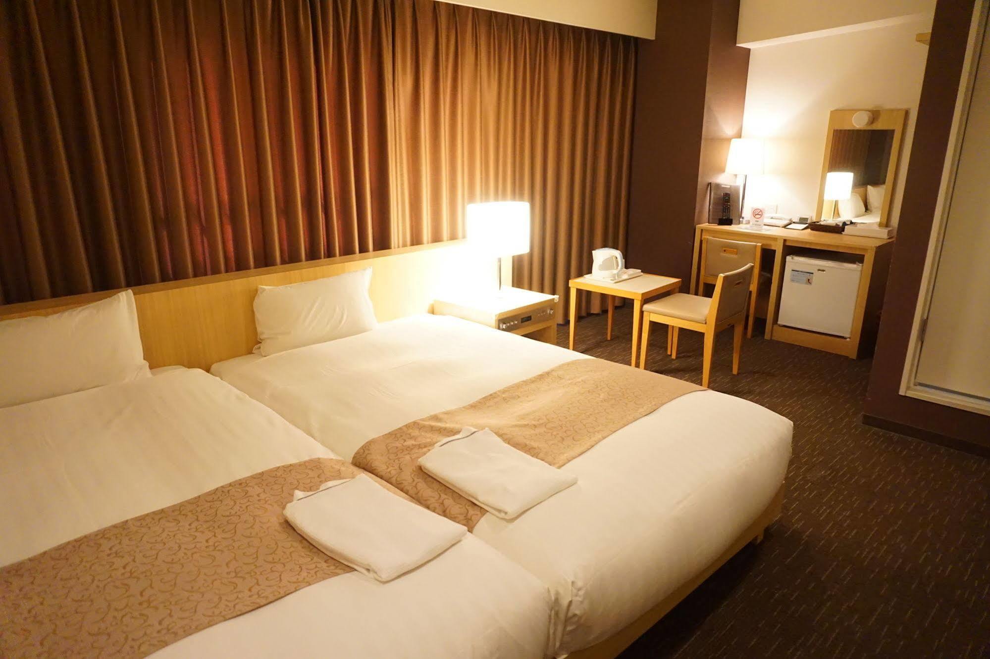 Hotel Sunline Fukuoka Hakata Ekimae Dış mekan fotoğraf